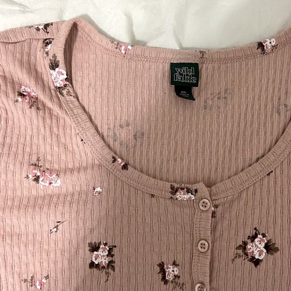 Wild Fable Rose Patterned Button Up Crop || Size XXL - Picture 3 of 3